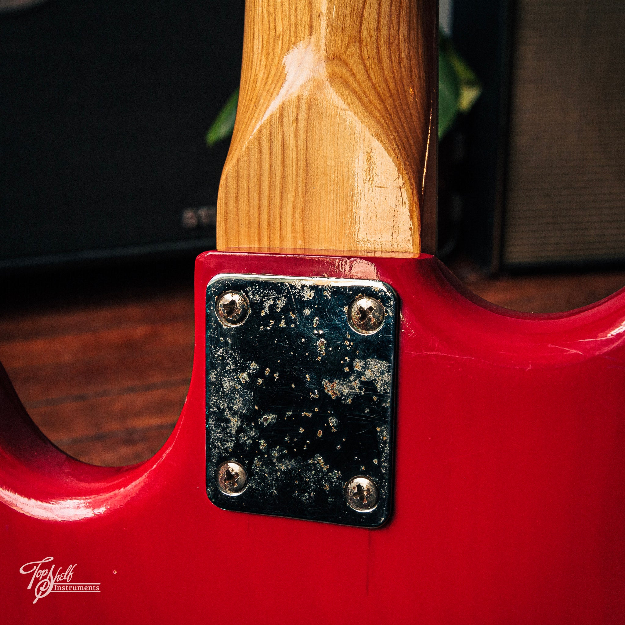 Tomson Splendor Series MG-Style Competition Red 1975 – Topshelf Instruments