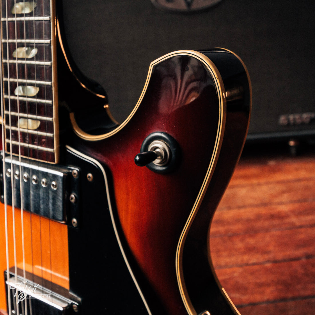 Yamaha SA-60 Sunburst 1974