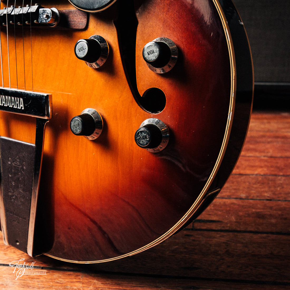 Yamaha SA-60 Sunburst 1974