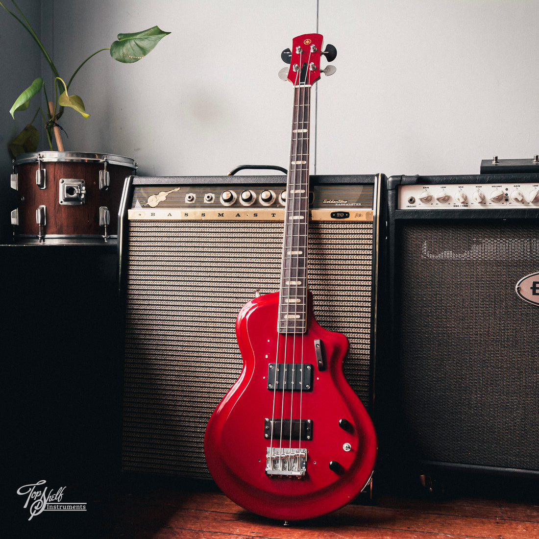 Yamaha SB-50 Bass Red 1972