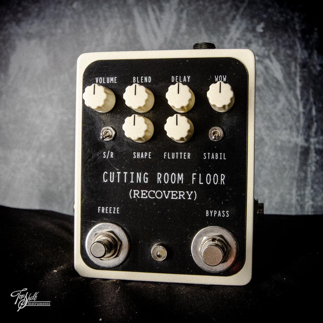 cutting room floor pedal Recovery Effects Cutting Room Floor V2 Tape Echo Pedal – Topshelf Instruments