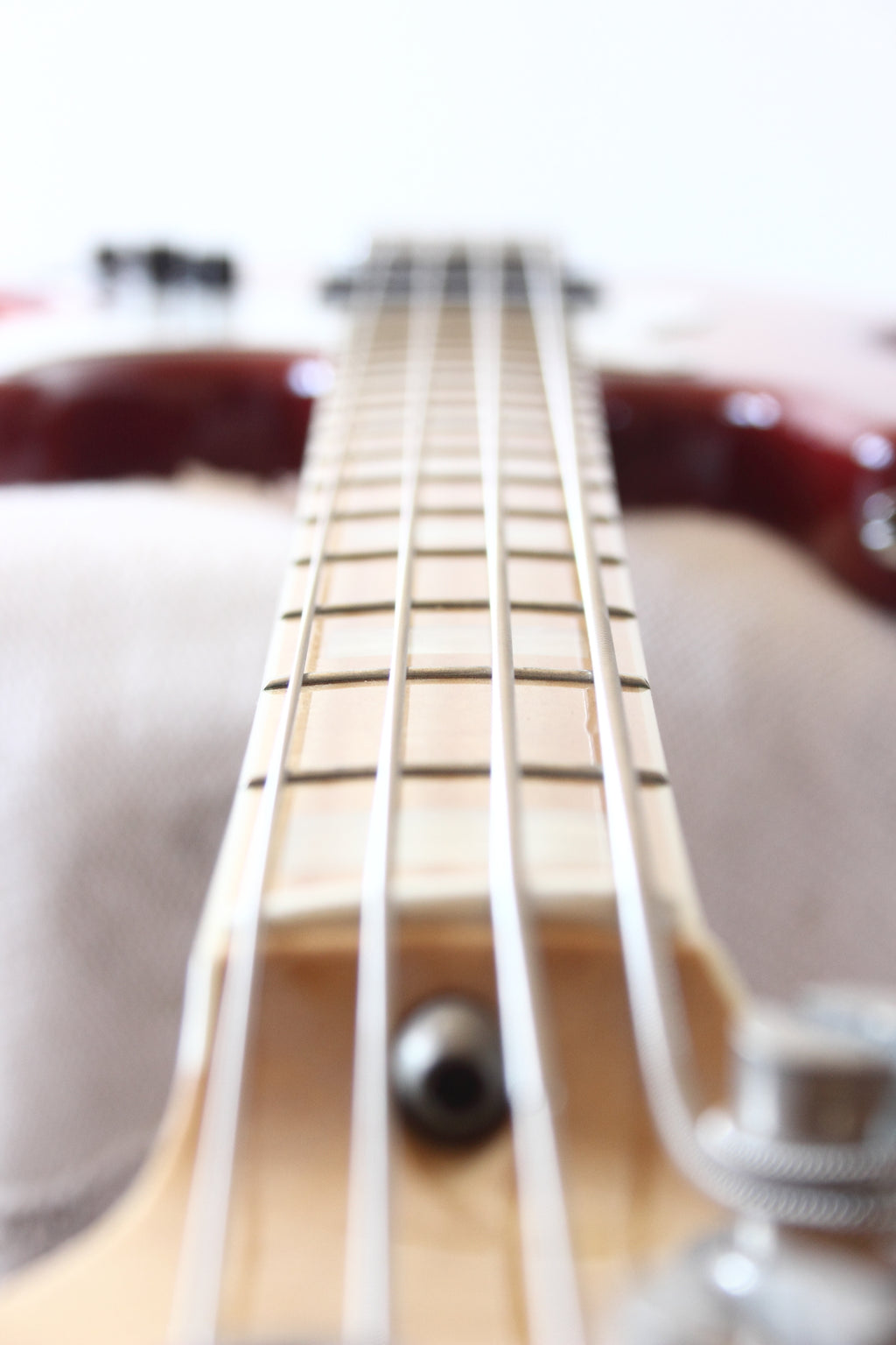 Fender Japan '75 Reissue Jazz Bass JB75-100US Cherry Sunburst 2007-10