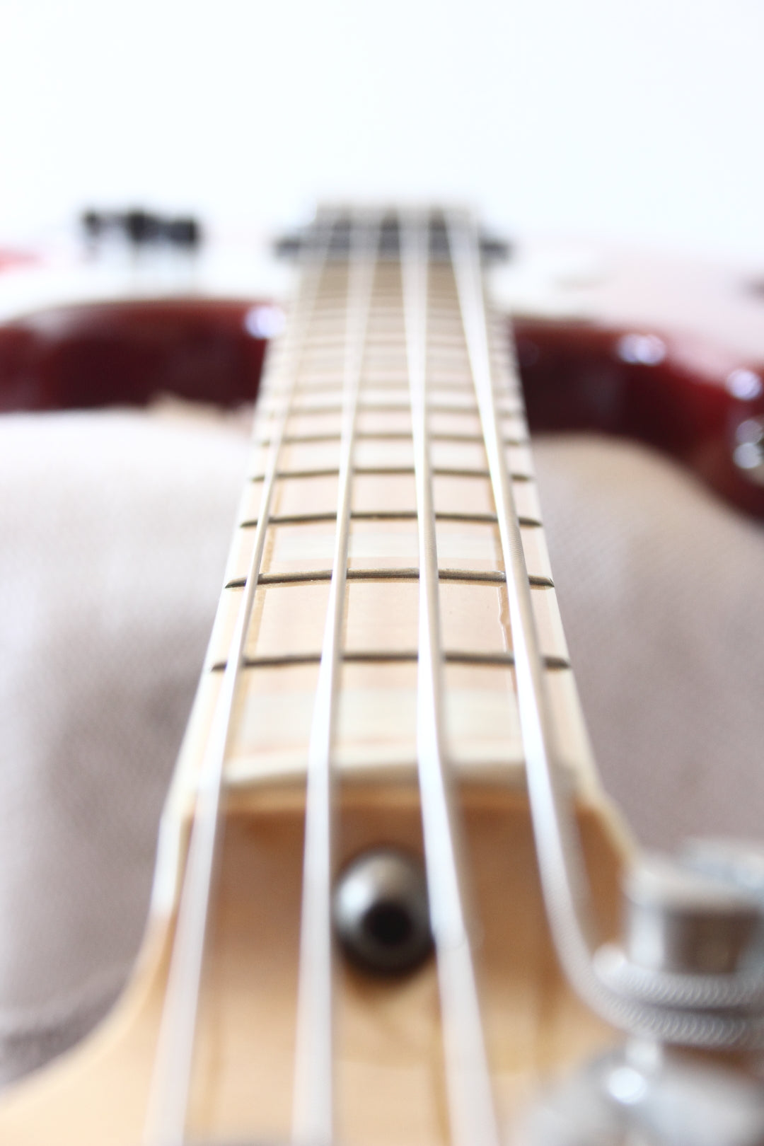 Fender Japan '75 Reissue Jazz Bass JB75-100US Cherry Sunburst 2007-10