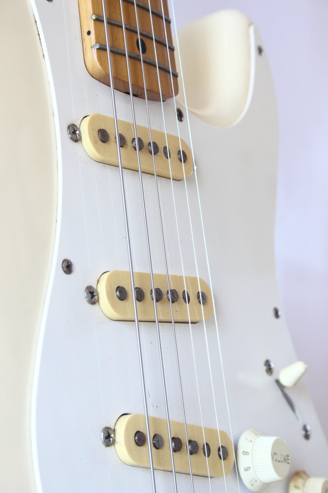 Fender '57 Reissue Stratocaster Vintage White ST57-55 1989-90