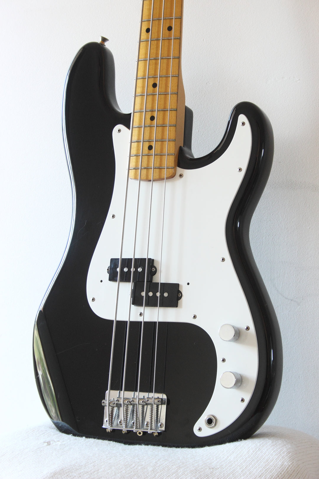 Fender Japan '57 Reissue Precision Bass PB57-53 Black 1993/4