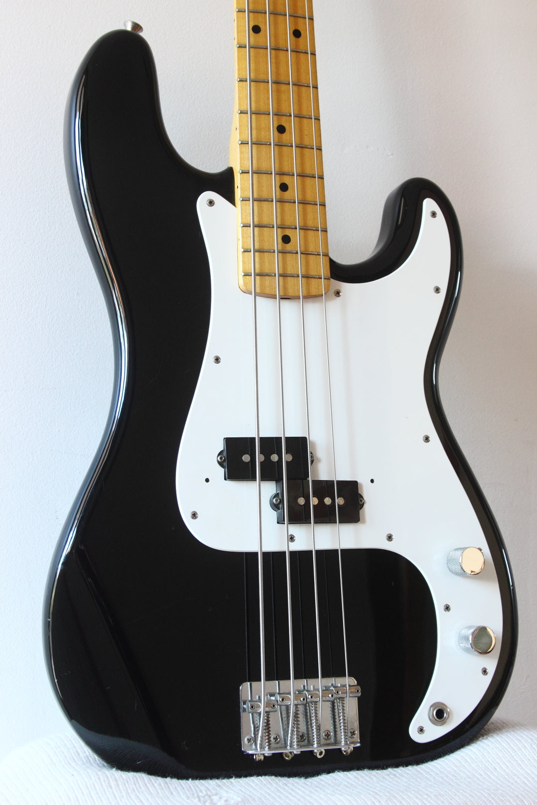 Fender Japan '57 Reissue Precision Bass PB57-53 Black 1993/4