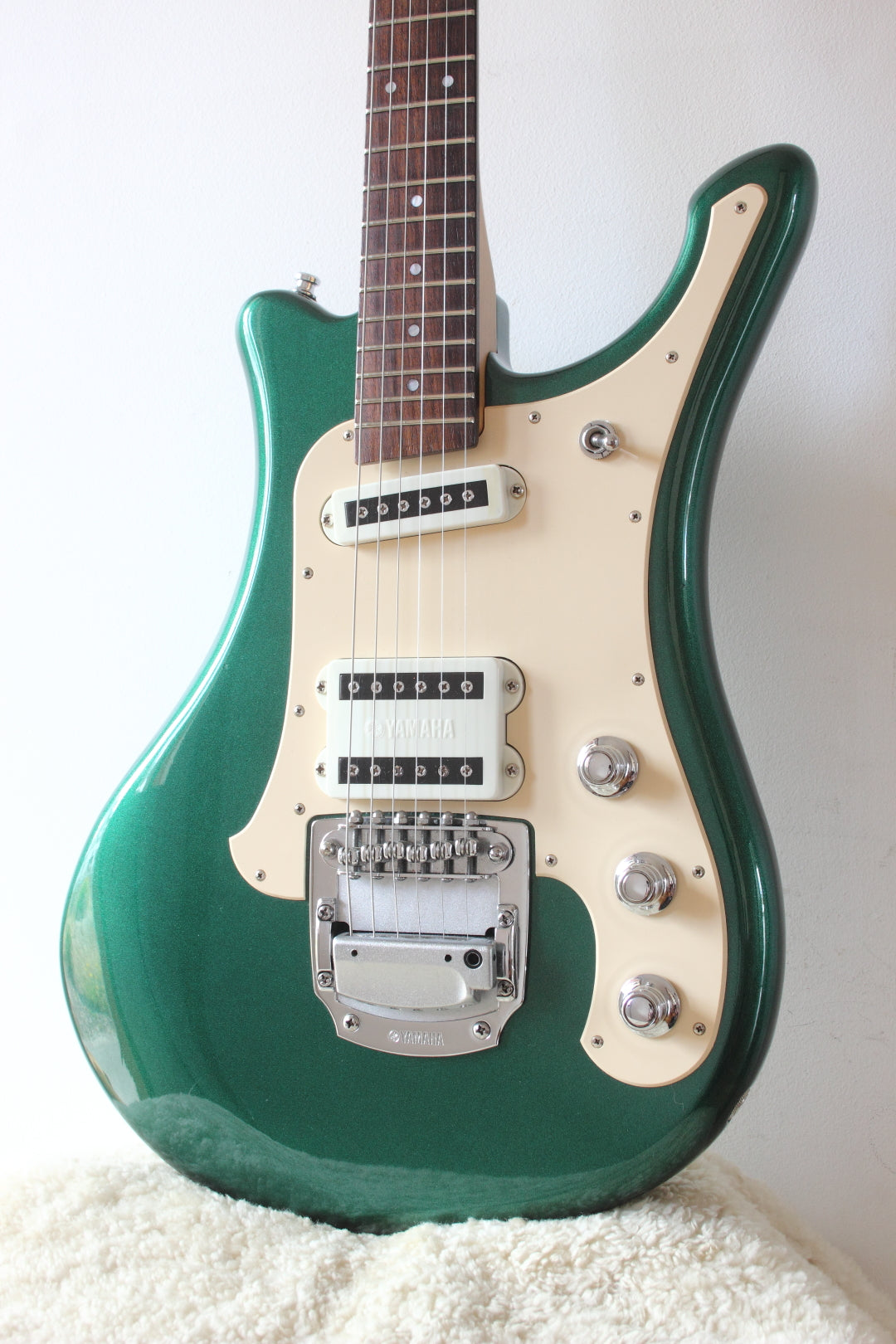 Yamaha SGV300 Flying Samurai Pearl Green 2000 – Topshelf Instruments