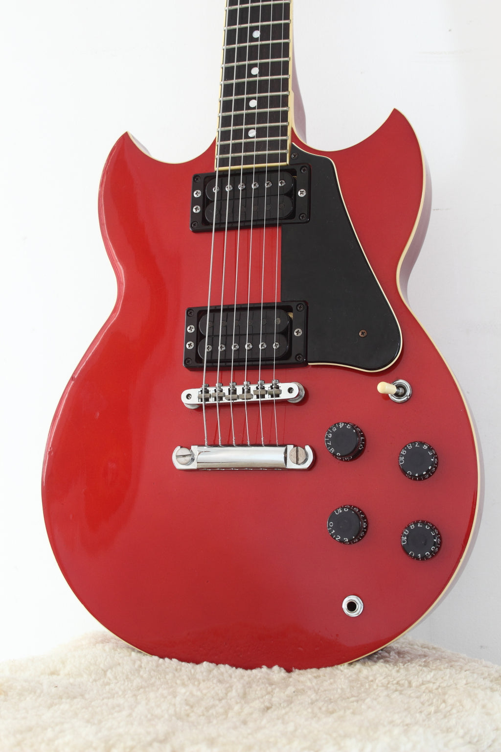 Yamaha SG510 Candy Apple Red 1984