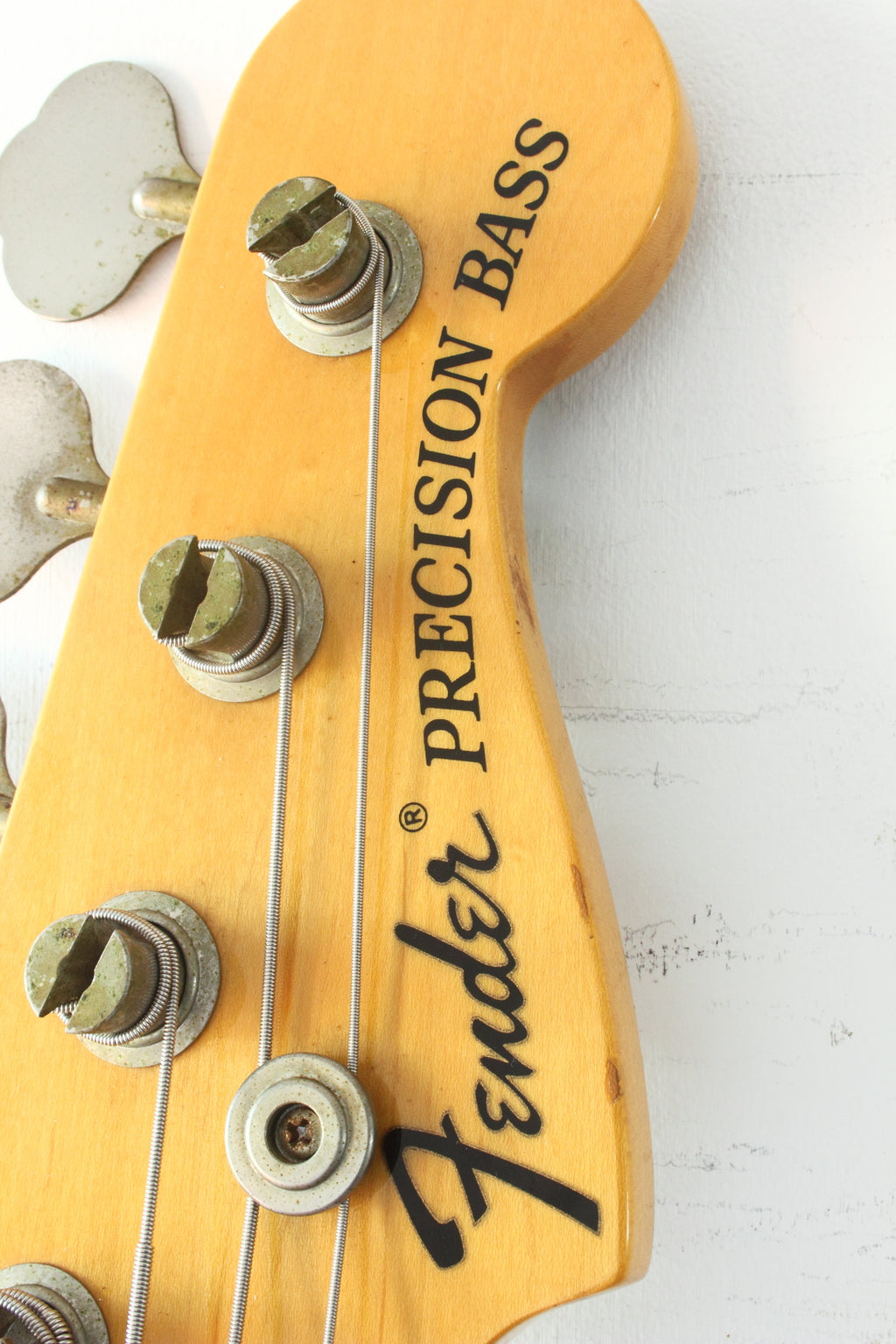 Fender Japan '70 Reissue Precision Bass PB70-70US Olympic White 1997-00