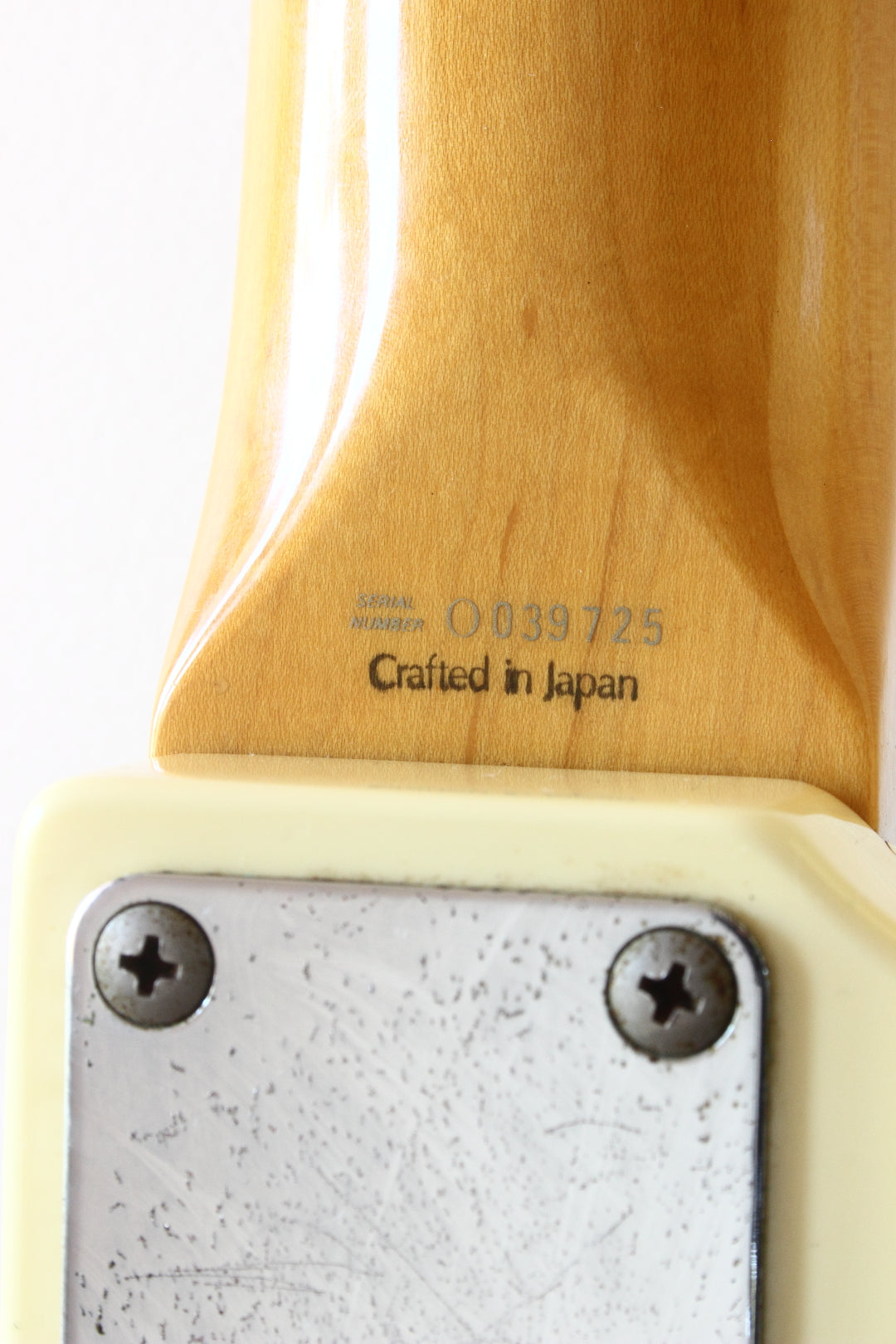 Fender Japan '70 Reissue Precision Bass PB70-70US Olympic White 1997-00