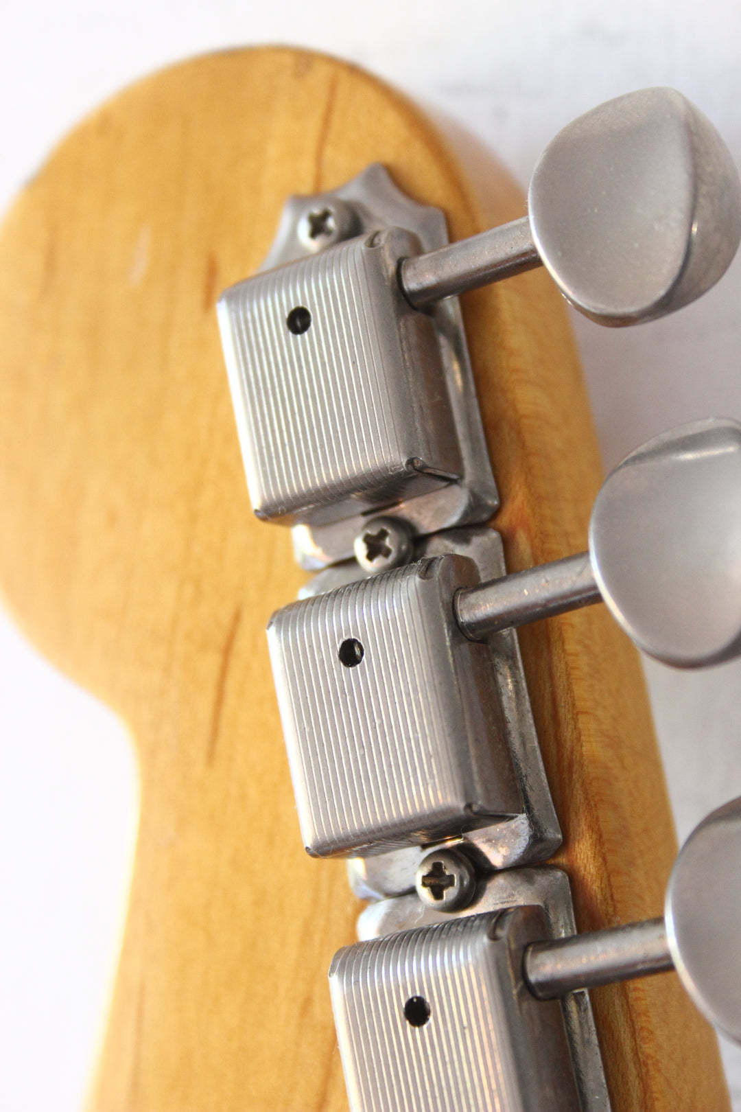 Fender Japan Yngwie Malmsteen Signature Stratocaster ST57-140YM Pearl Yellow White 1994/5