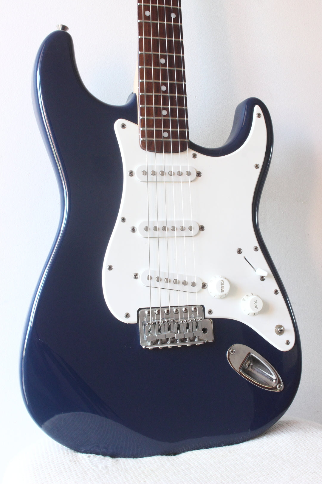 Squier Affinity Series Strat Modded Navy Blue 2011