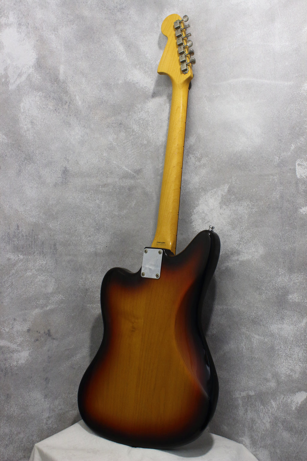 Fender Japan Jaguar JG66-85 Sunburst 2000