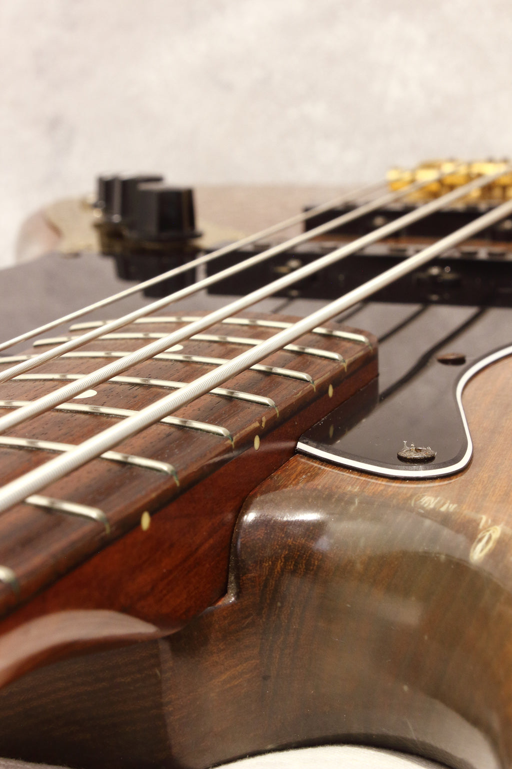 Fender Japan ‘62 Jazz Bass JB62-115WAL Walnut Stain 1990