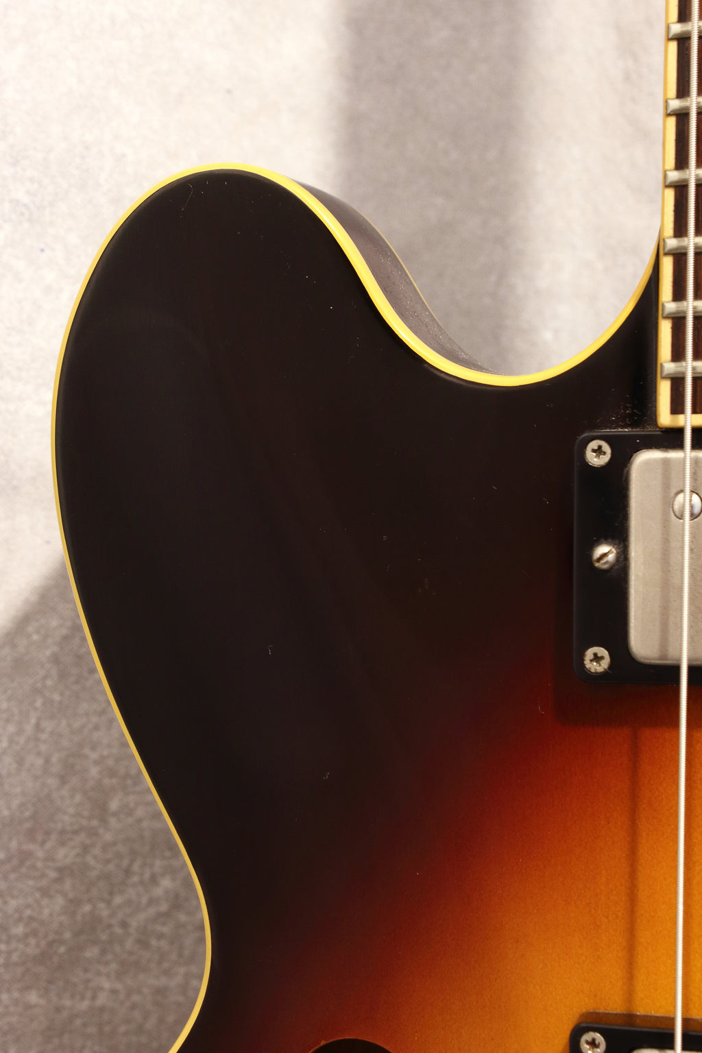 Edwards E-SA-125LTS Semi-Hollow Sunburst 2006