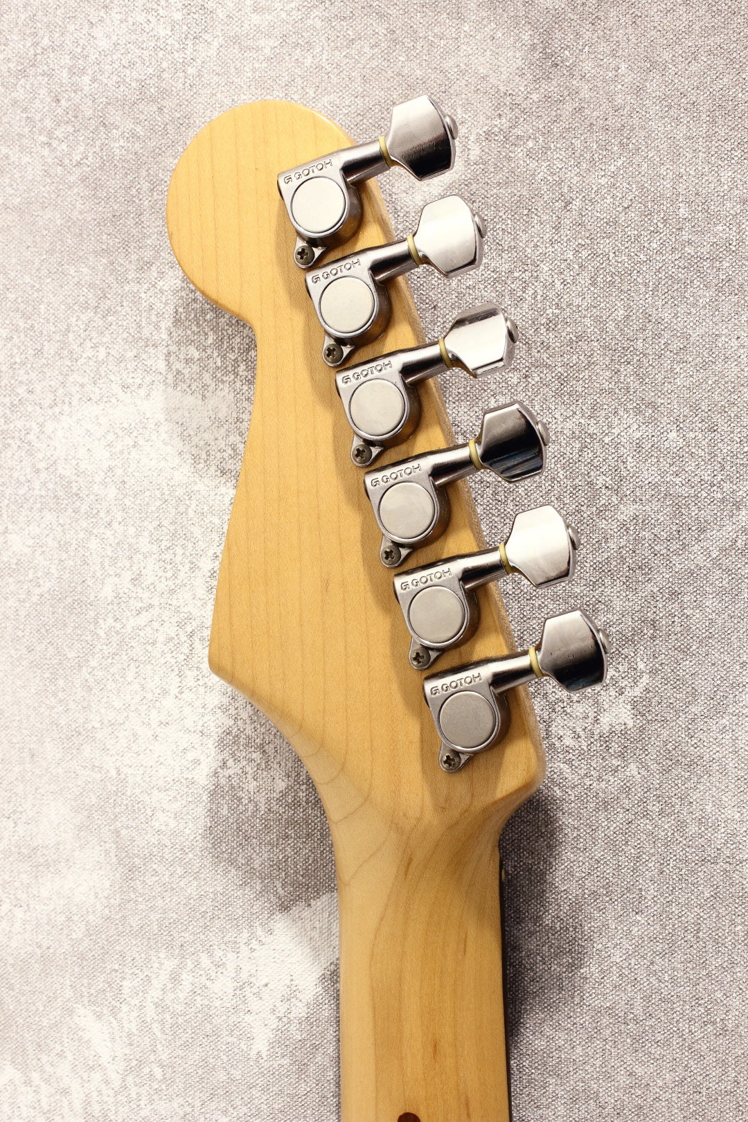 Fender Japan Medium Scale Stratocaster STM55 Snow White 1987