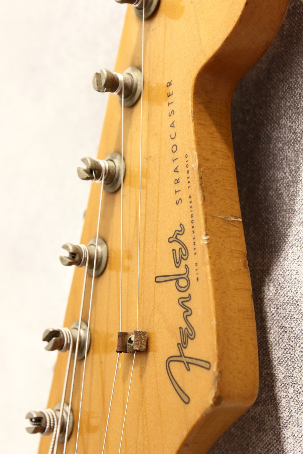 Fender Japan '57 Stratocaster ST57-55 Vintage White 1989