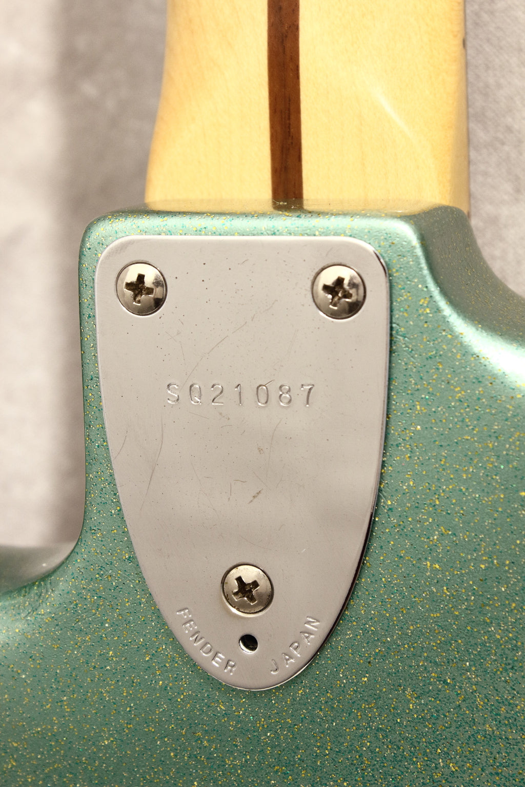 Squier Japan Stratocaster CST30 Blue Gum Sparkle SQ Serial 1984