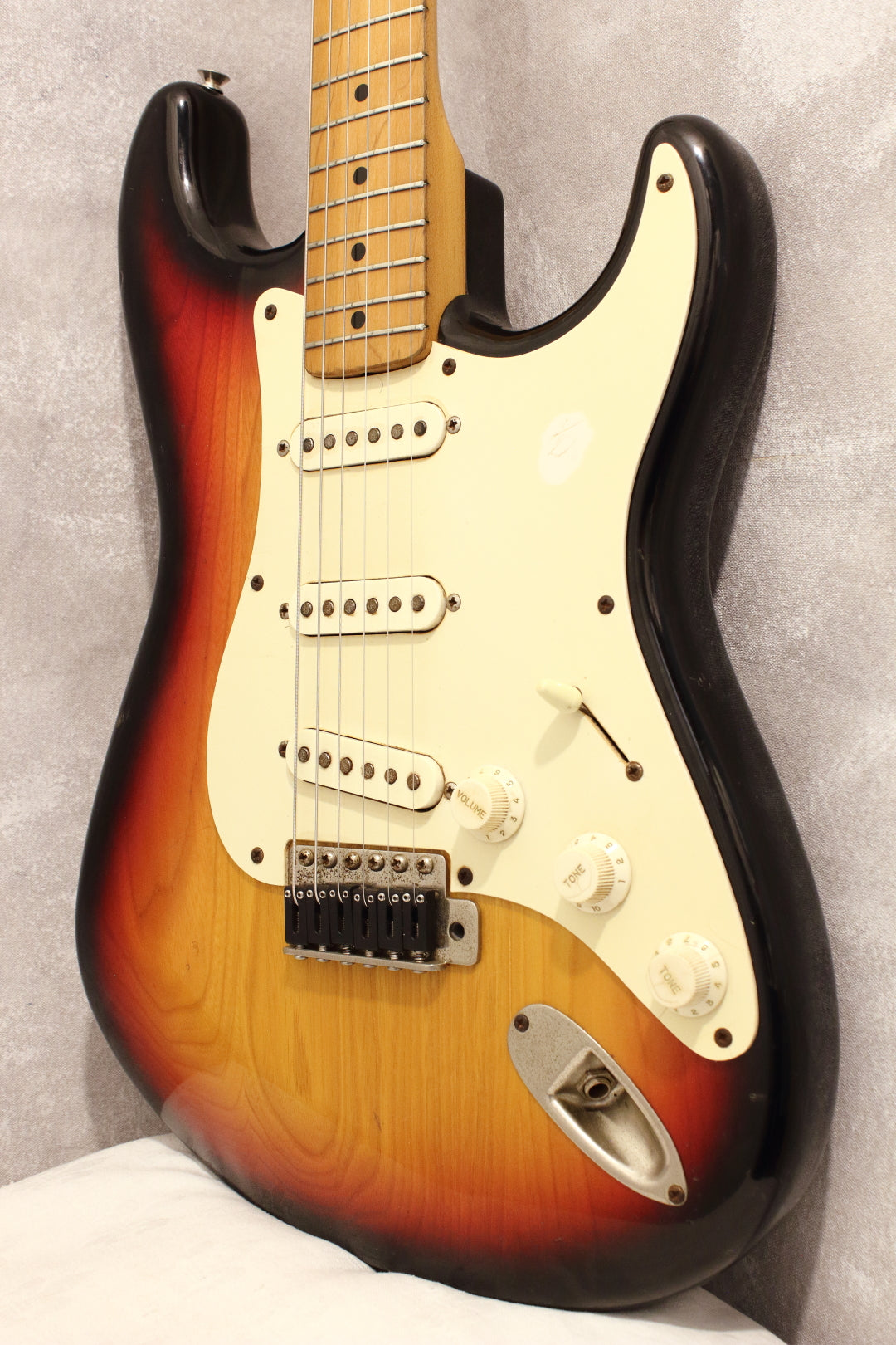 Greco Super Power SE380 Sunburst 1980 – Topshelf Instruments