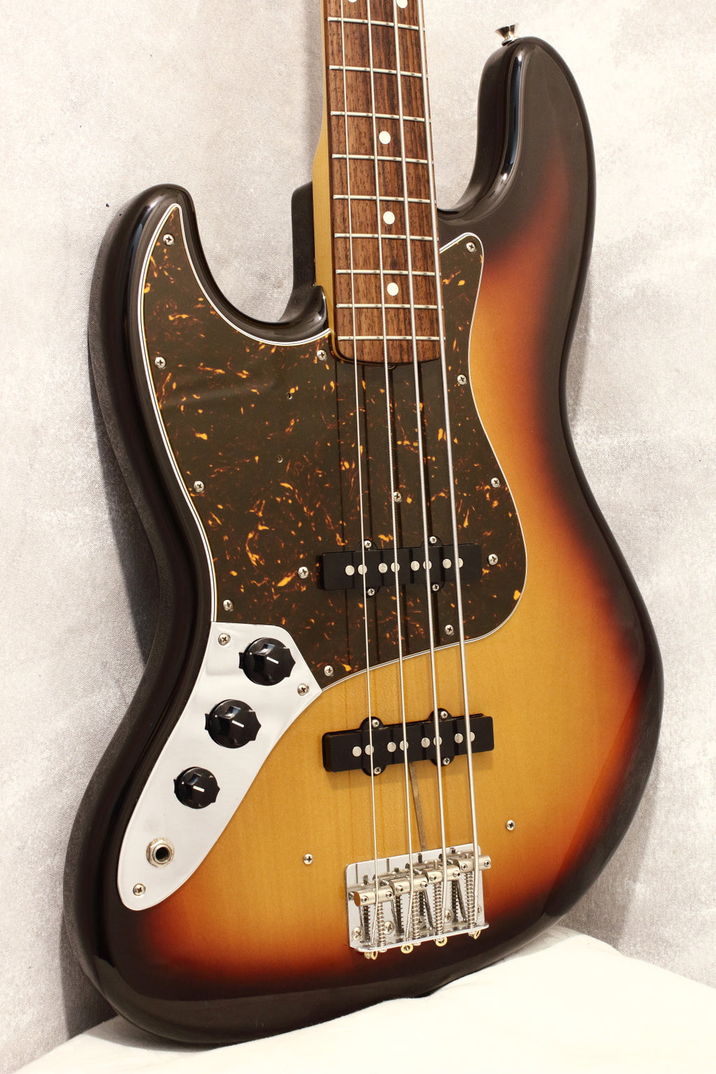 Fender Japan Left Handed ‘62 Reissue Jazz Bass JB62-LH Sunburst 2010