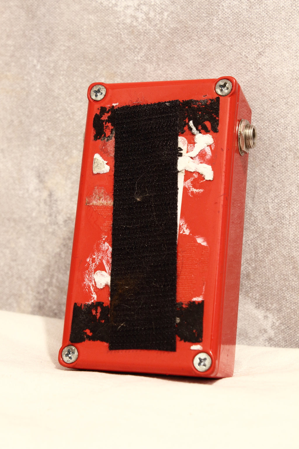 MI Effects Crunch Box v1 Distortion Pedal – Topshelf Instruments