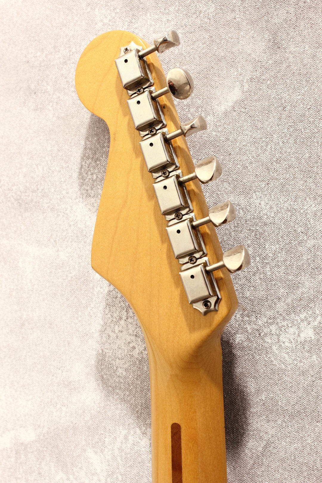 Fender American Vintage '57 Stratocaster Sunburst 1983