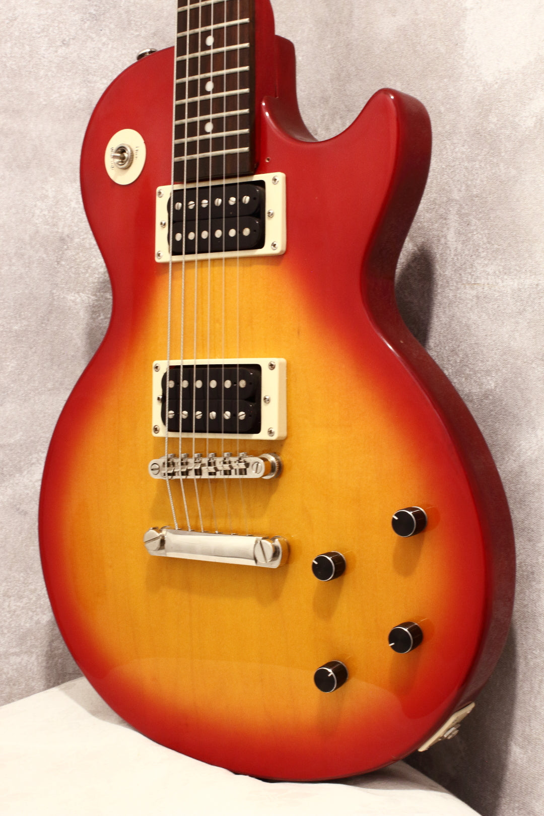 Epiphone Les Paul LP100 Cherry Sunburst 2014