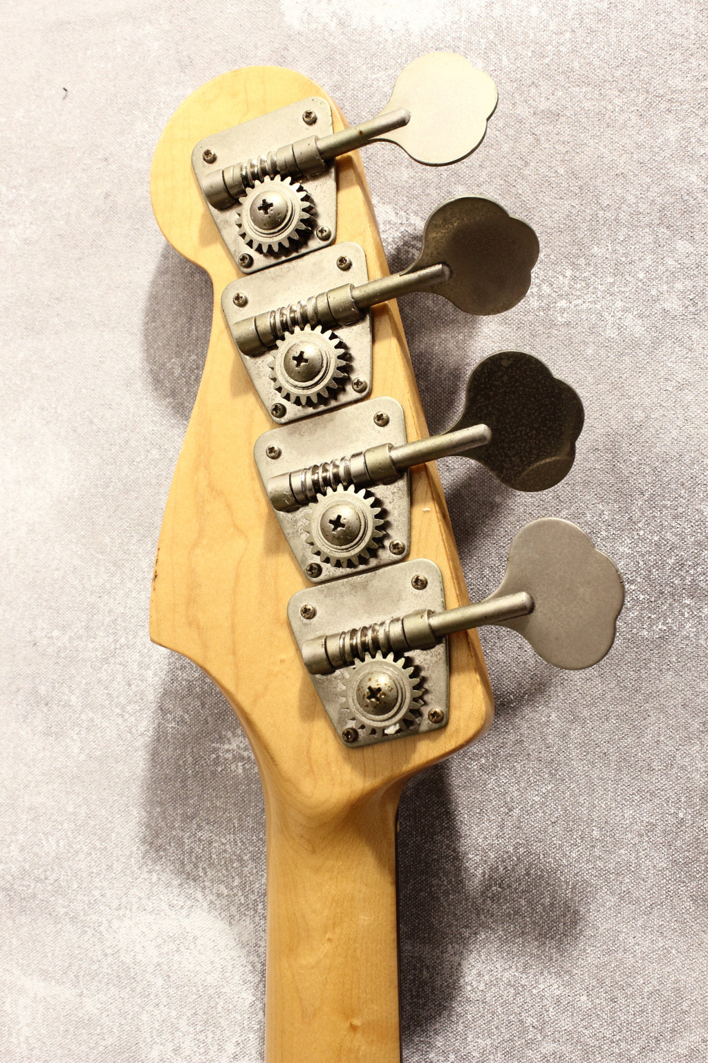 Fender Japan '70 Precision Bass PB70-85 Olympic White 1993