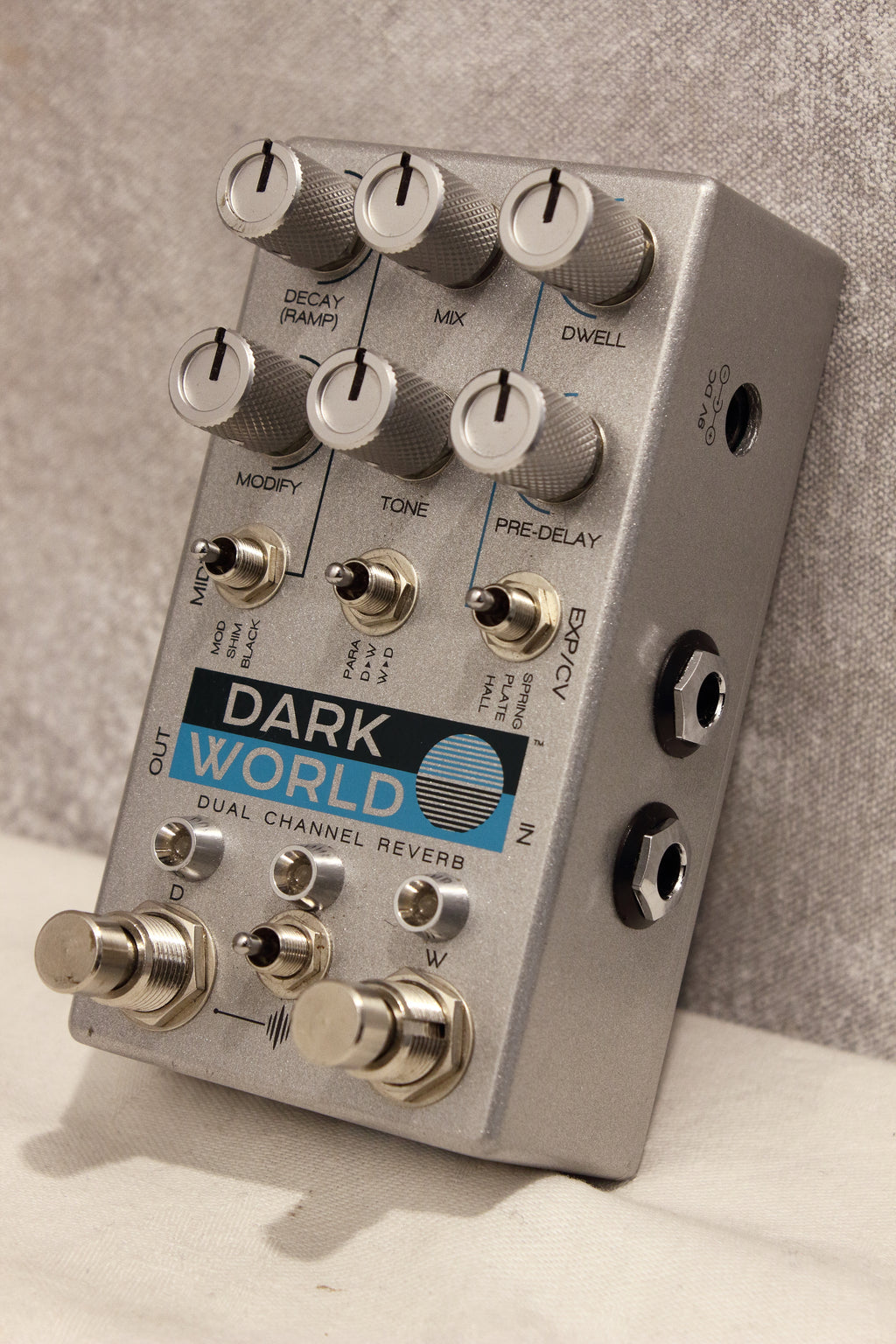 dark world pedal Chase Bliss Dark World Dual Channel Reverb Pedal – Topshelf Instruments