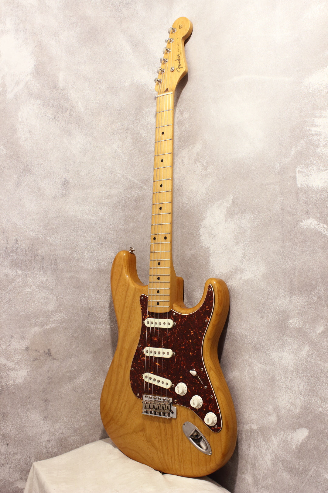 Fender Japan 'Real Vintage' '54 Stratocaster ST54-75RV Natural 1993 ...