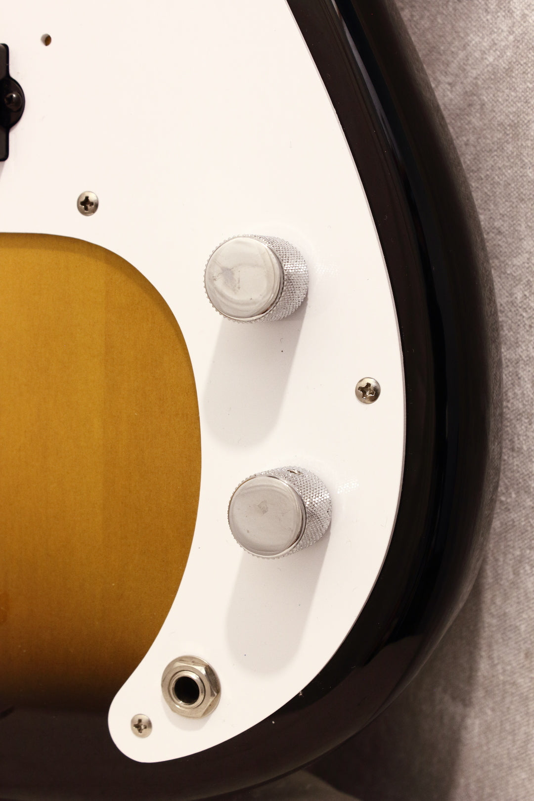 Fender Made In Japan Hybrid 50s Precision Sunburst 2018