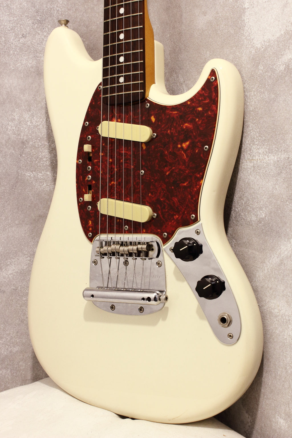 Fender Japan '65 Mustang MG65/VSP Vintage White 2008