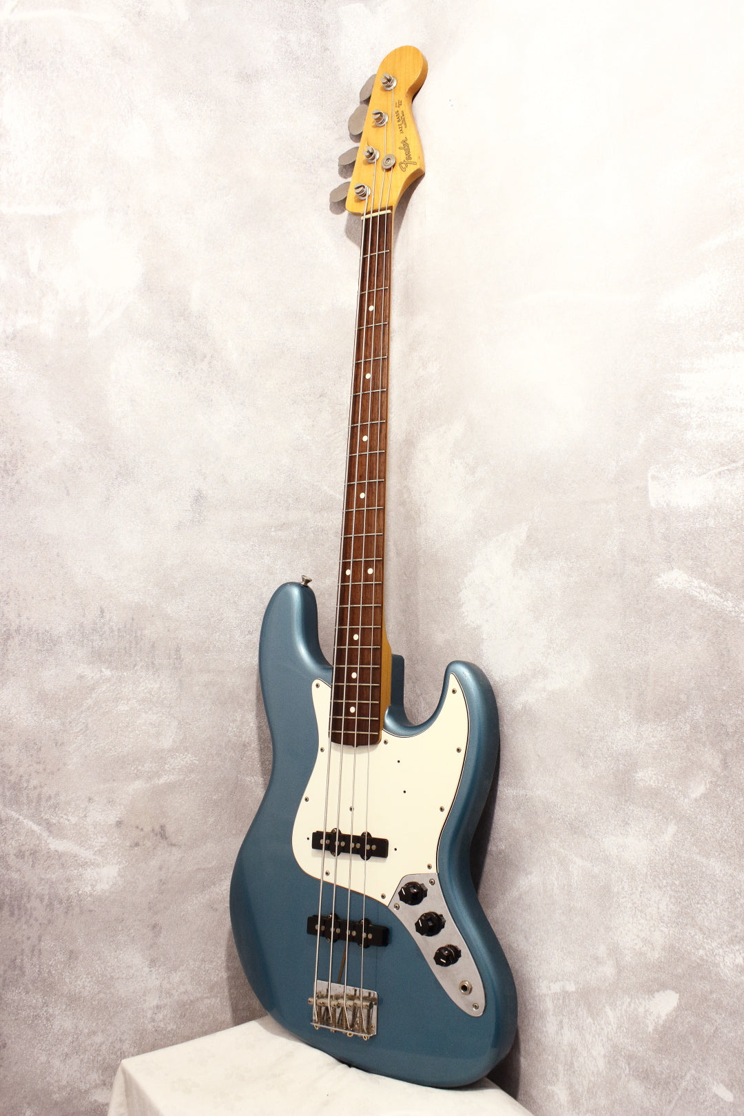 Fender Japan ‘62 Jazz Bass JB62-58 Lake Placid Blue 2000