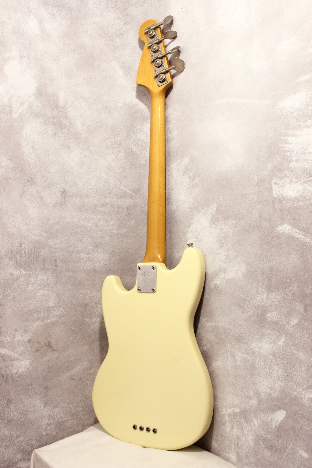 Fender Japan Mustang Bass MB98-70SD Vintage White 1998