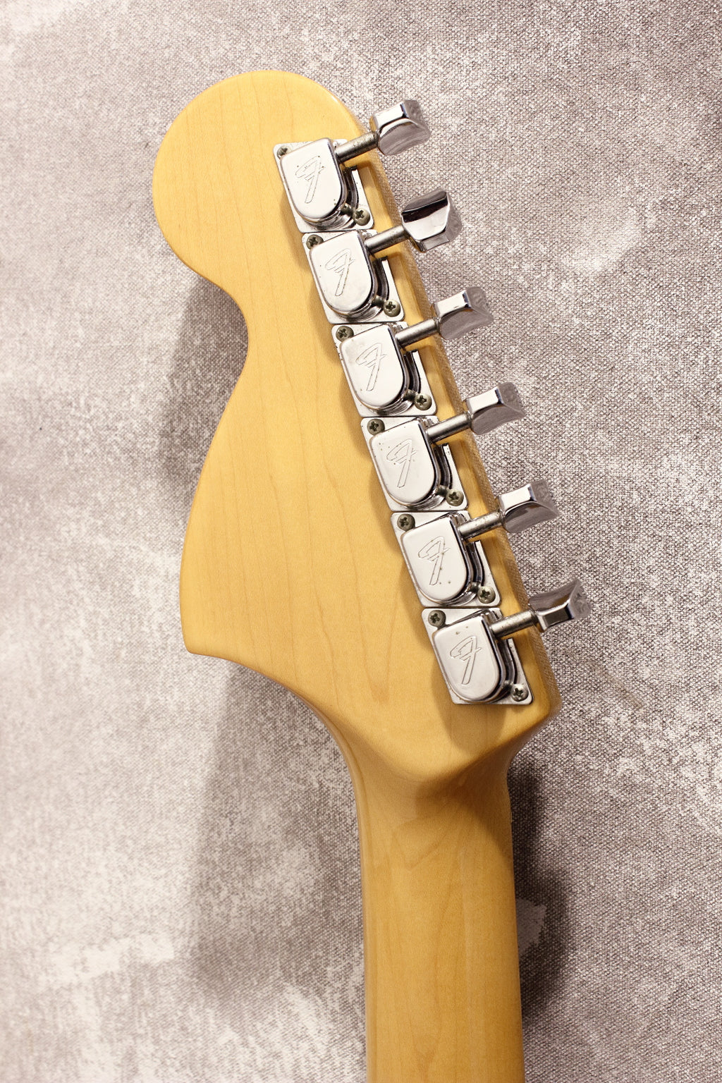 Fender Japan '68 Stratocaster ST68-85TX Vintage White 2005