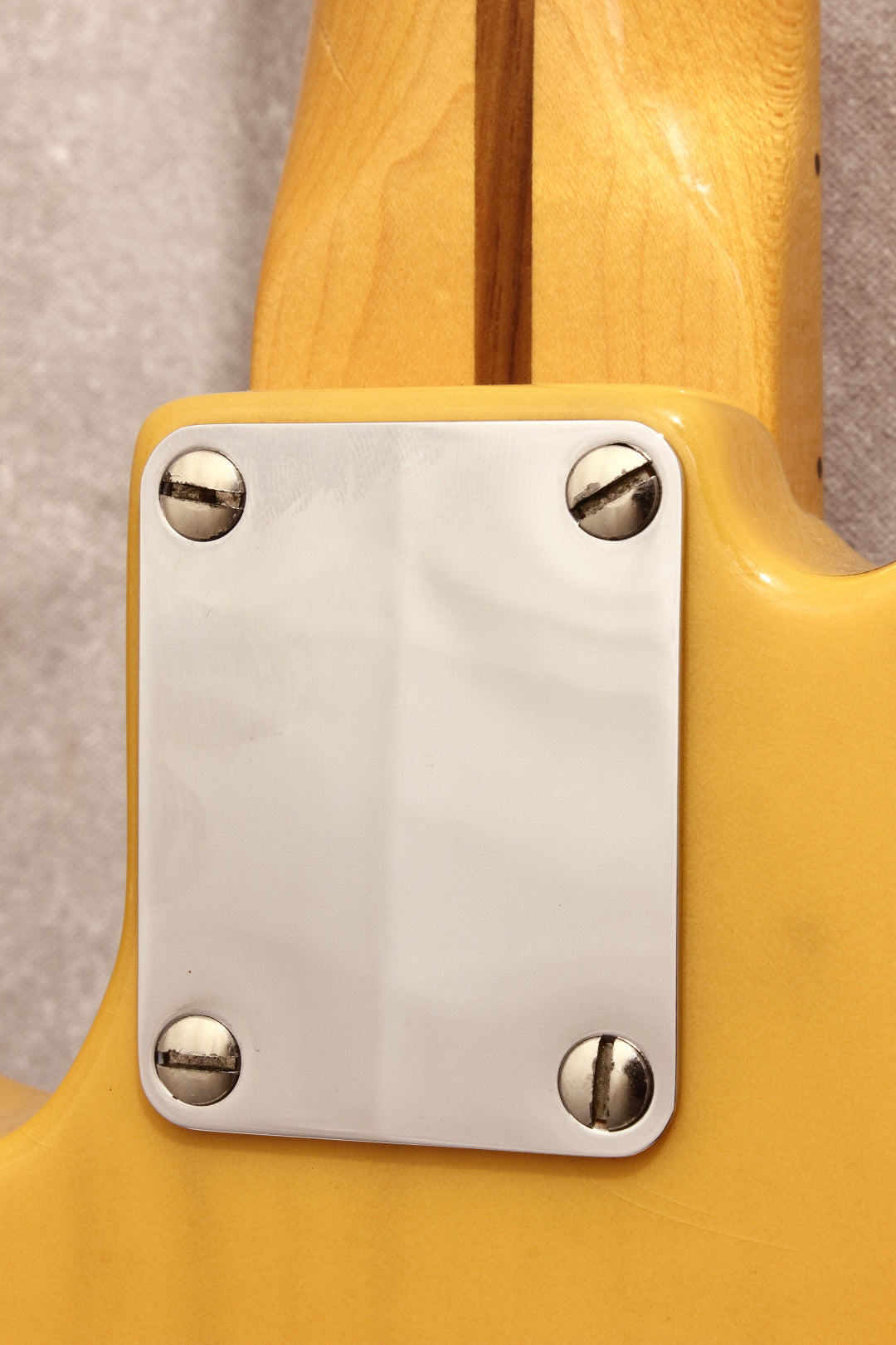 Fender American Vintage '52 Telecaster Butterscotch 2004