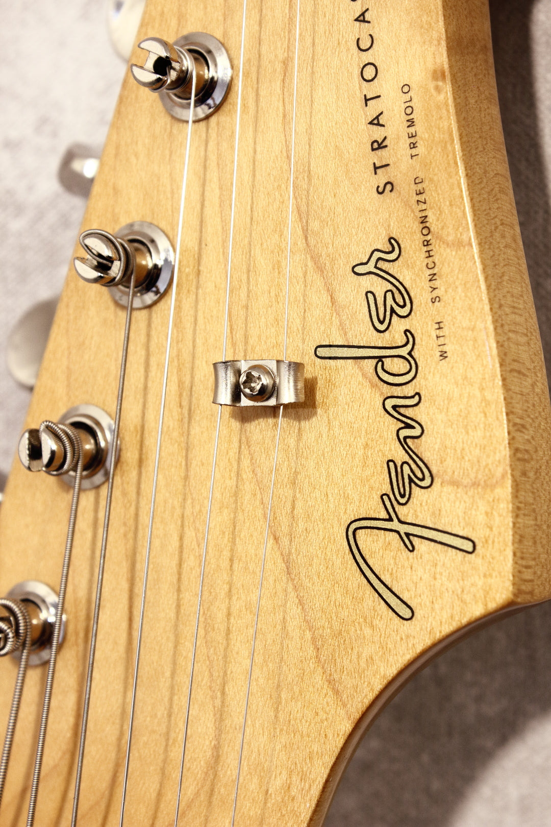 Fender Vintera '60s Stratocaster Sunburst 2020