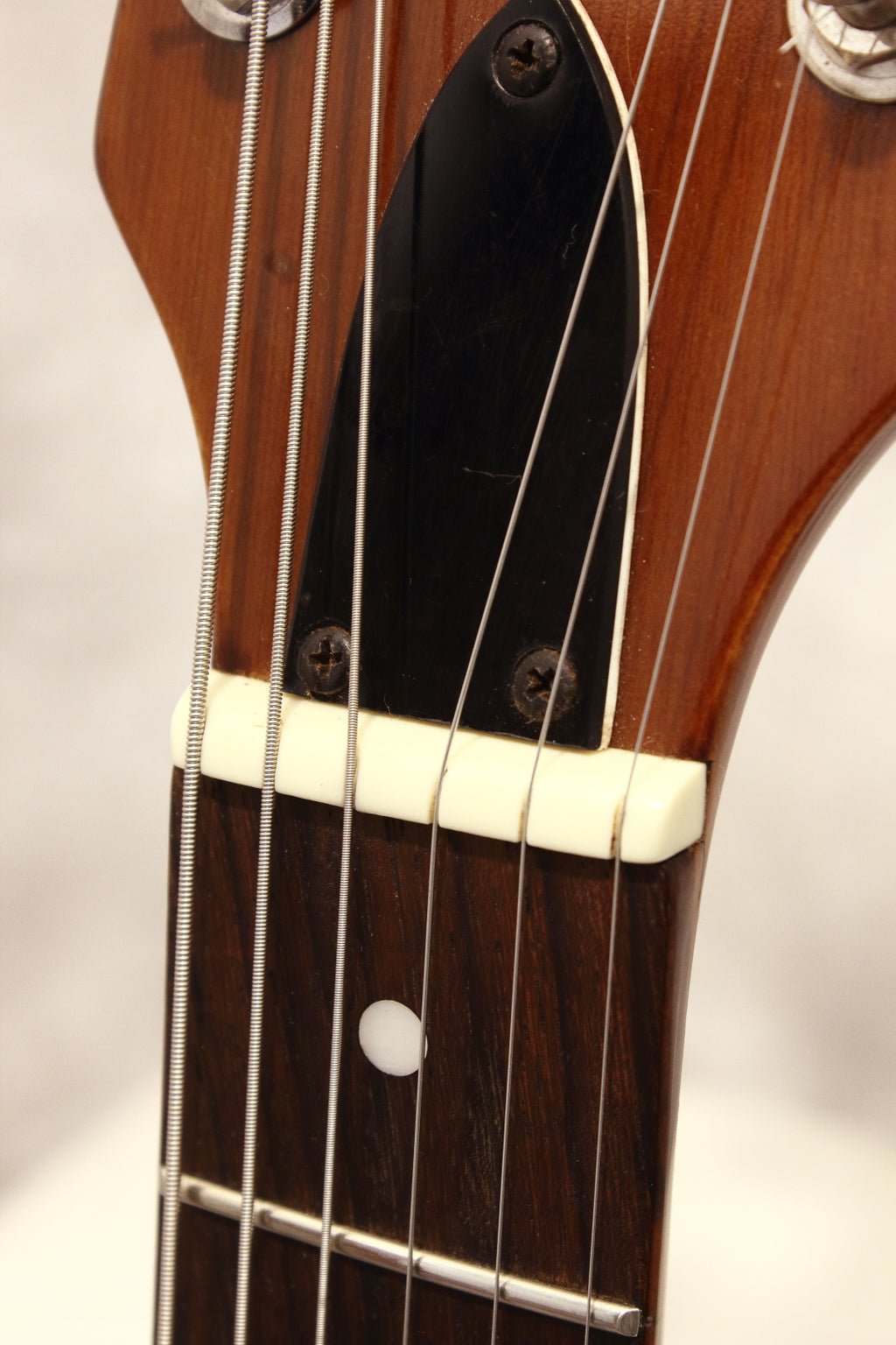 Harmony H732 Marquis Walnut 1982