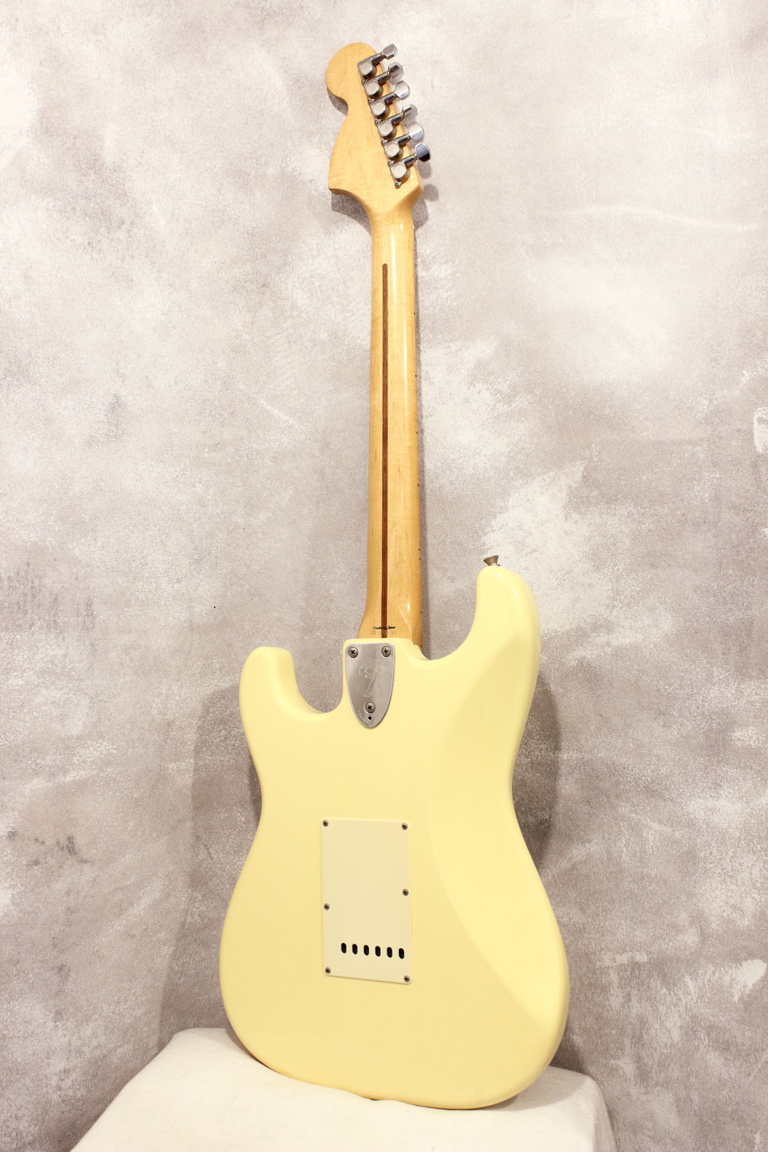 Fender Japan '72 Stratocaster ST72-58US Olympic White 1998 