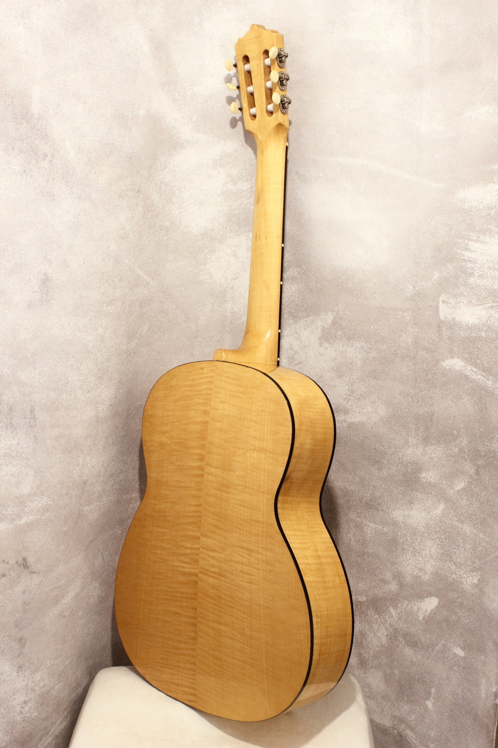 Kawai GT662 Classical Acoustic c1965