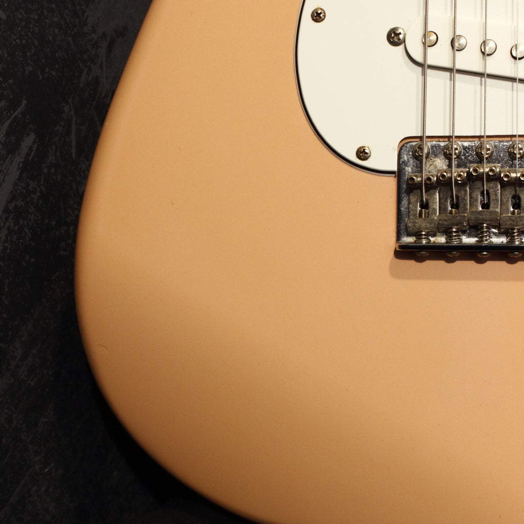 Fender Japan Standard Stratocaster ST43 Shell Pink 2000