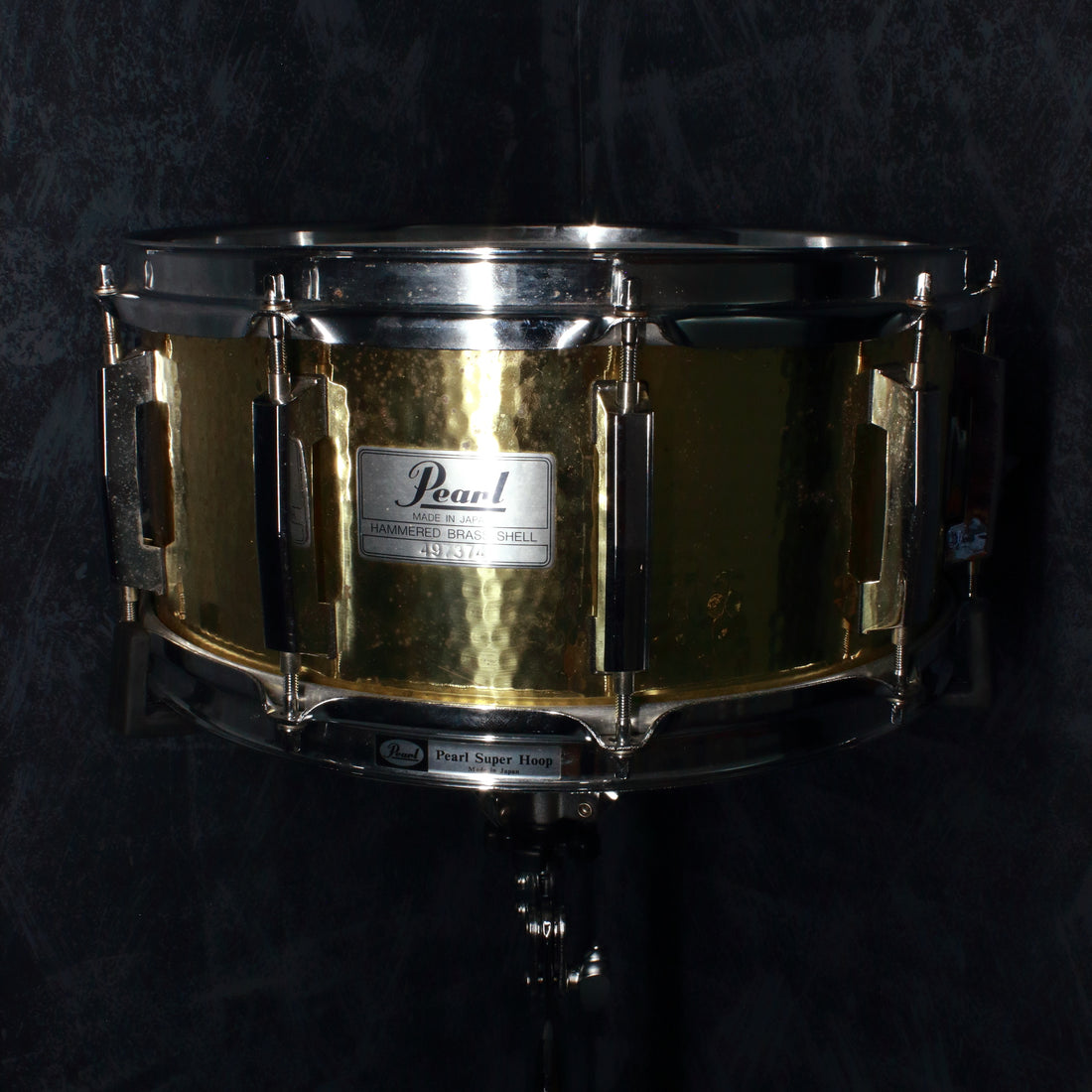 Pearl Made in Japan 14x6.5 Hammered Brass Snare Drum – Topshelf 