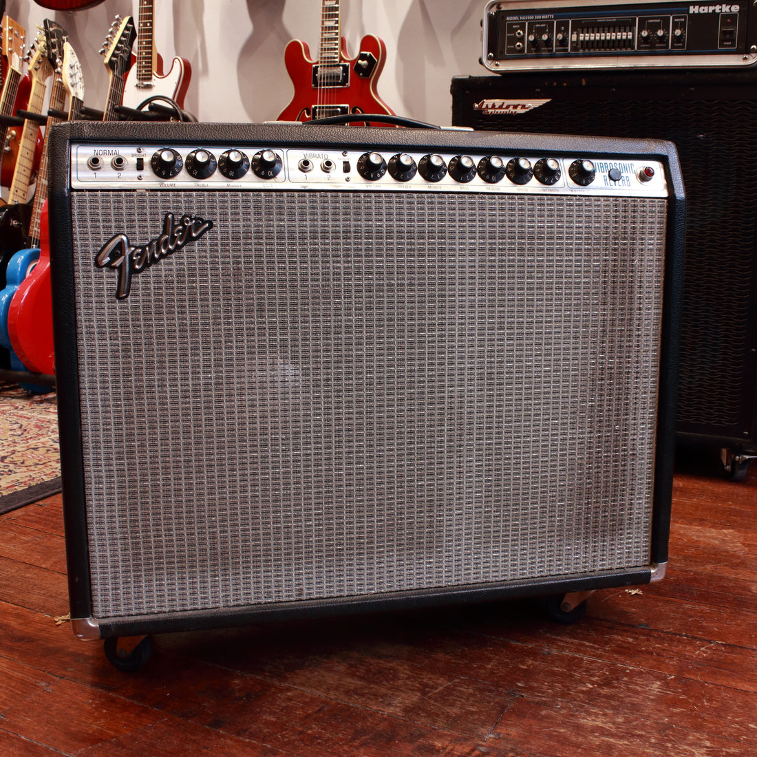 Fender Vibrasonic Reverb 100w 1x15" Guitar Combo Amp 1973