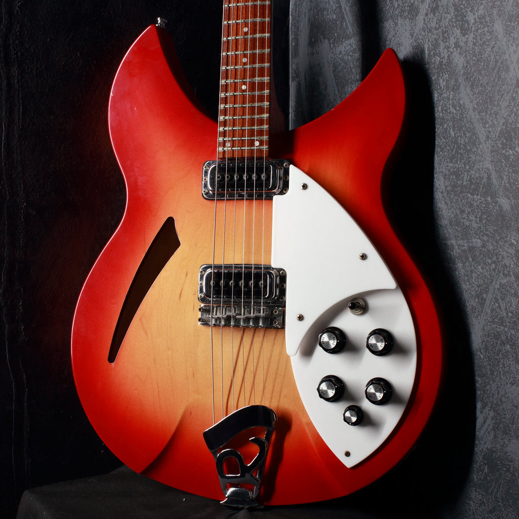 Rickenbacker 330 Fireglo 2016