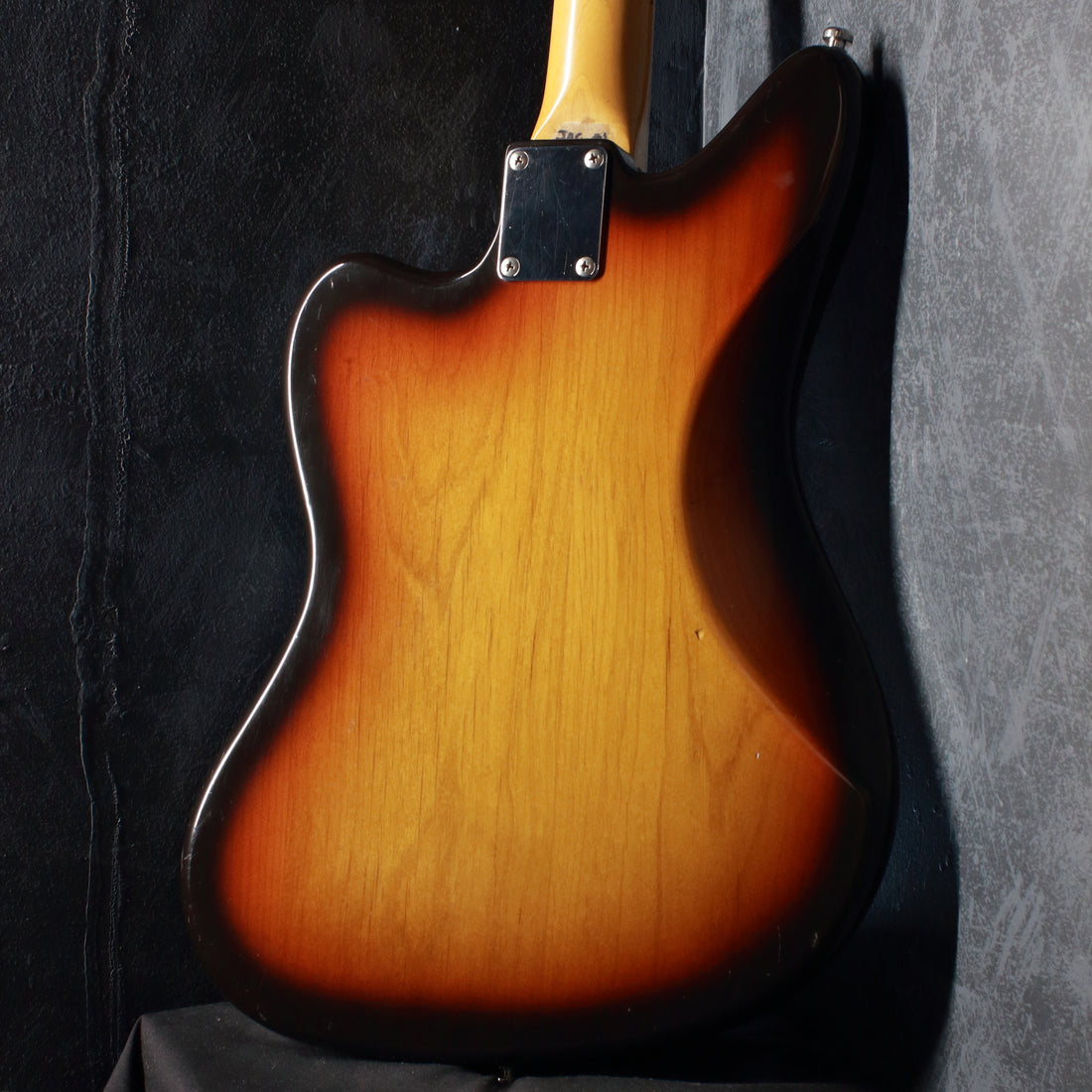 Fender Japan Jaguar JG66-85 Sunburst c2000