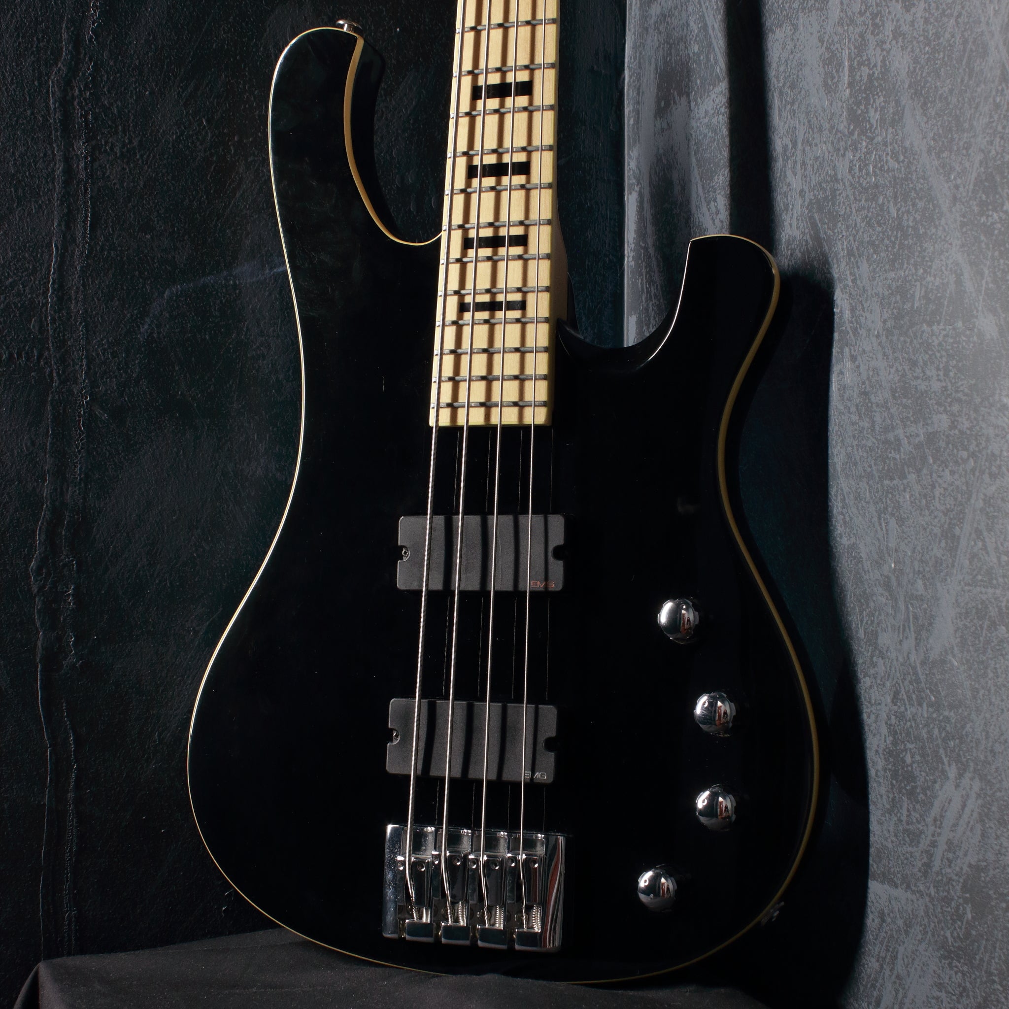 Schecter Diamond Series 004 Bass Black 2007 – Topshelf Instruments