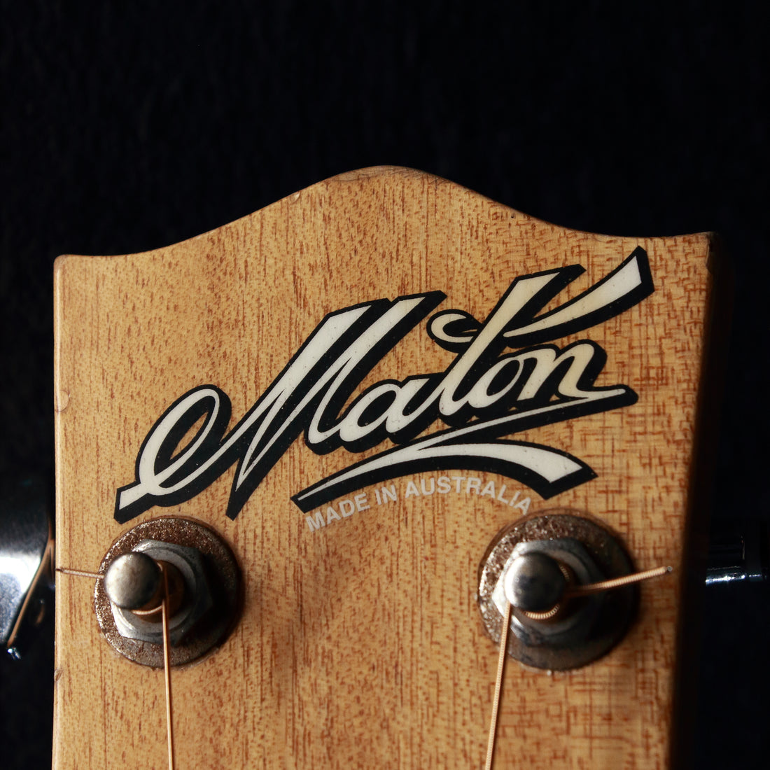 Maton M225/LH Left Handed Dreadnought Acoustic 2009