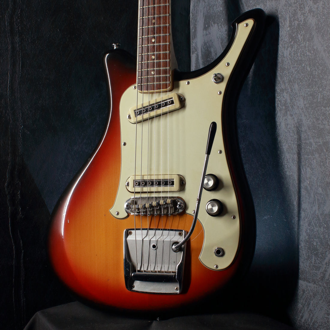 Yamaha SG-2A Flying Samurai Sunburst 1967