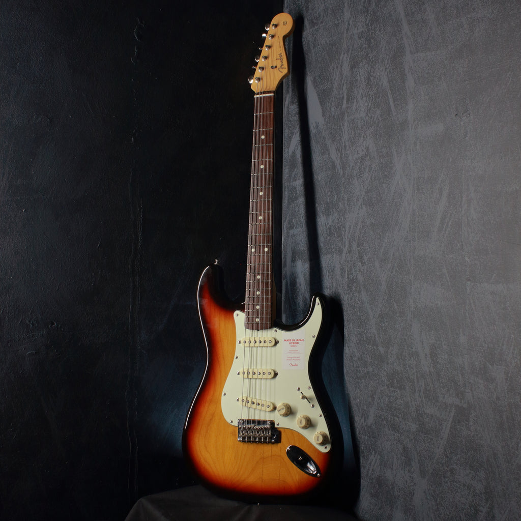 Fender Made in Japan Hybrid 60s Stratocaster Sunburst 2018