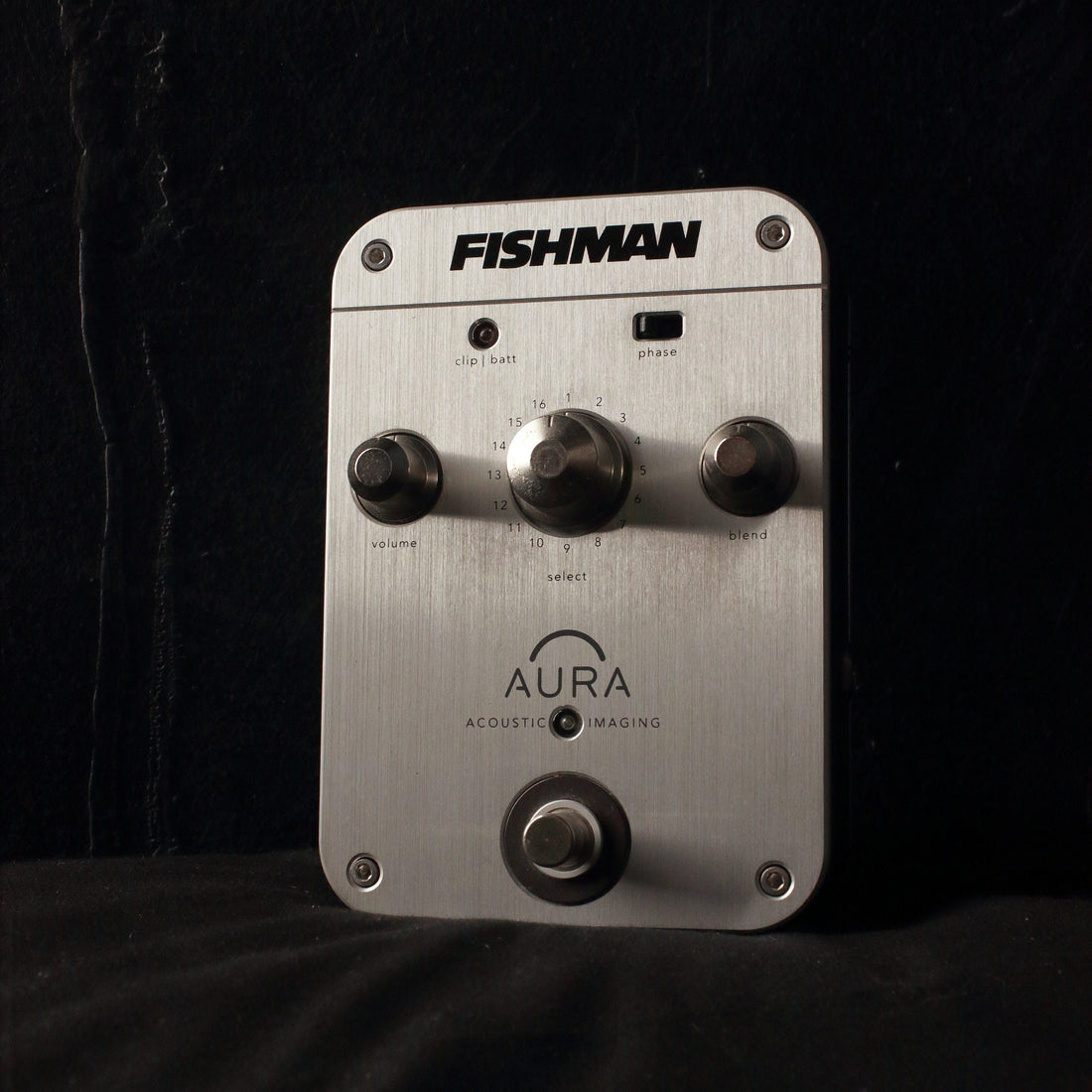 guitar pedal orchestra sound Fishman Aura Orchestra Acoustic Guitar Imaging Pedal – Topshelf Instruments